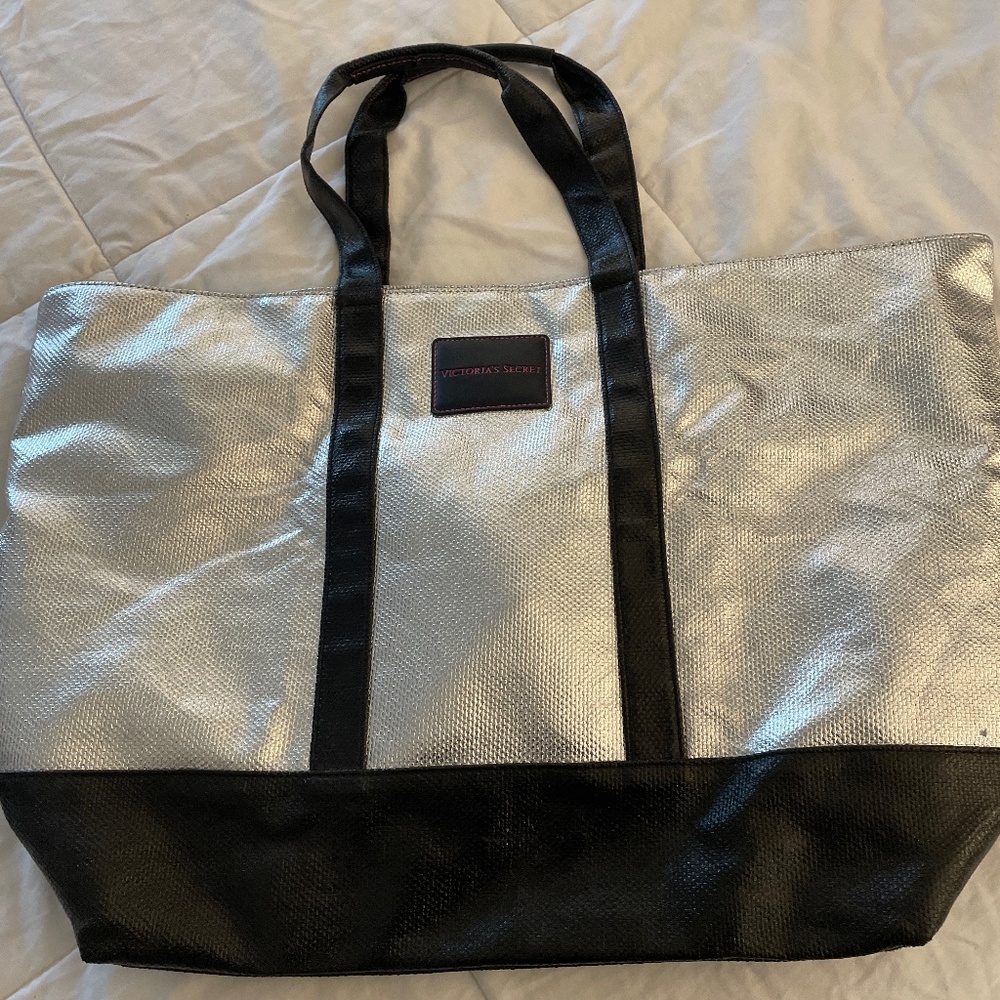 VS weekender bag